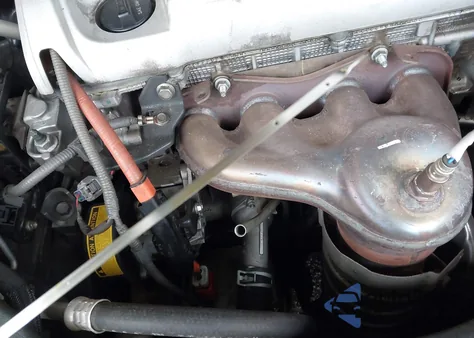 2011 Lexus Hs 250H Premium z USA, uszkodzony, nr VIN JTHBB1BA0B2044732